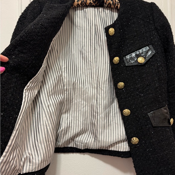 Veronica Beard Elegant Black Tweed Jacket with Gold Military Buttons Size 8 - Picture 6 of 10
